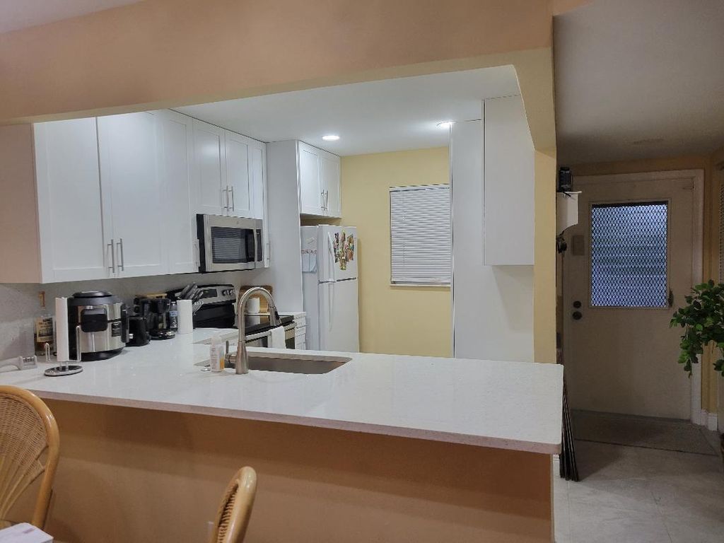 2828 Casita Way 1020, Delray Beach, FL 33445