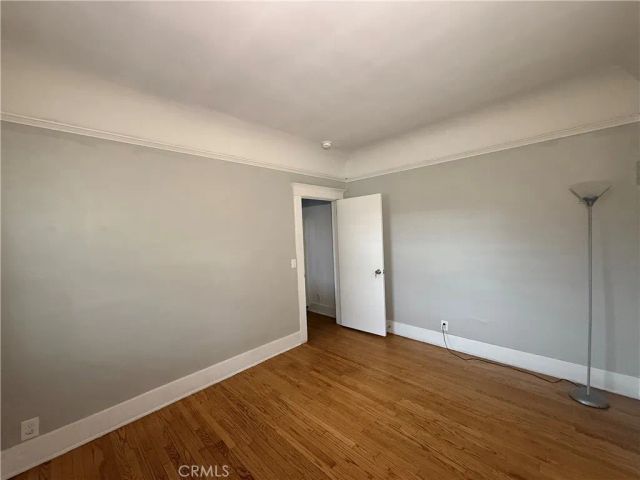 244 W 49th Street, Los Angeles, CA 90037