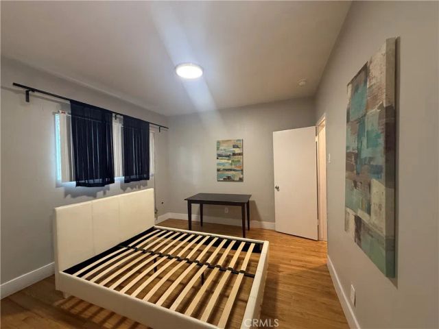 244 W 49th Street, Los Angeles, CA 90037