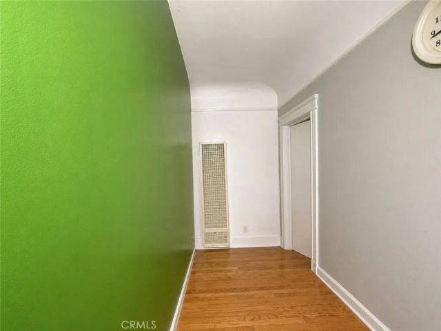 244 W 49th Street, Los Angeles, CA 90037
