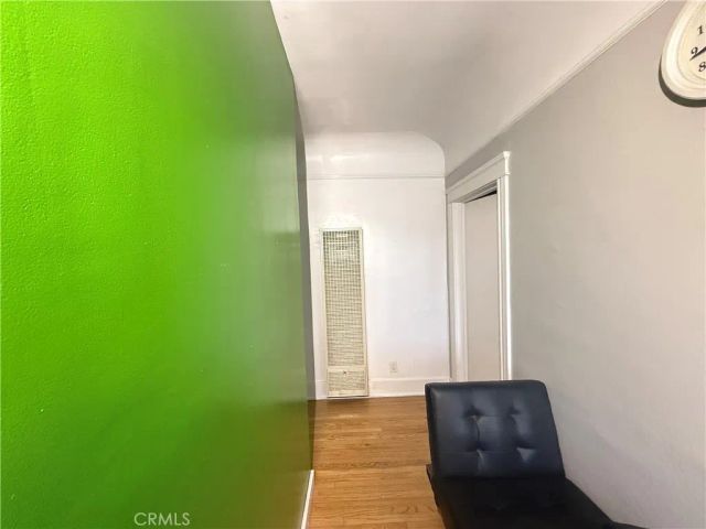 244 W 49th Street, Los Angeles, CA 90037