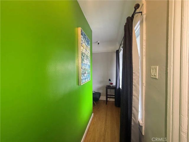244 W 49th Street, Los Angeles, CA 90037