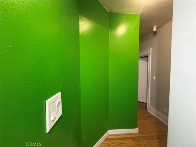244 W 49th Street, Los Angeles, CA 90037