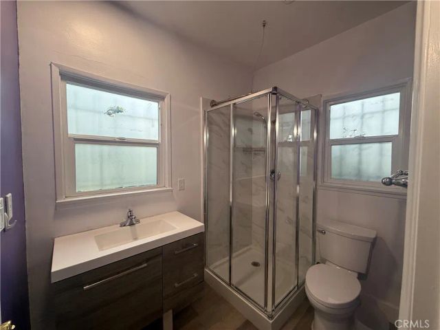 244 W 49th Street, Los Angeles, CA 90037