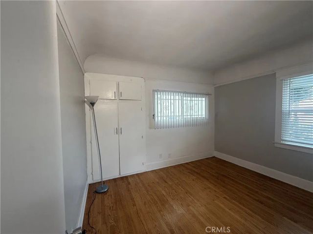 244 W 49th Street, Los Angeles, CA 90037