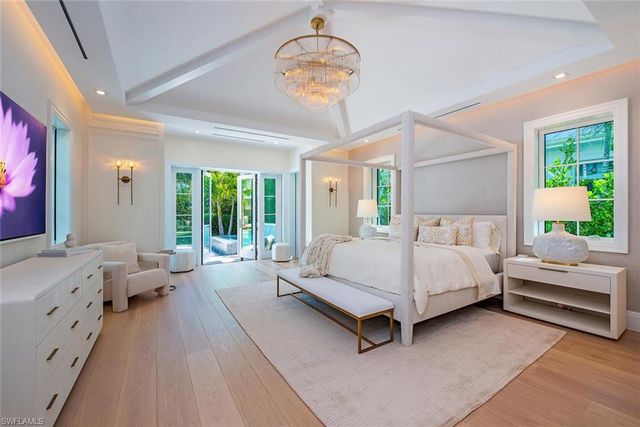 1731 Gordon DR, Naples, FL 34102