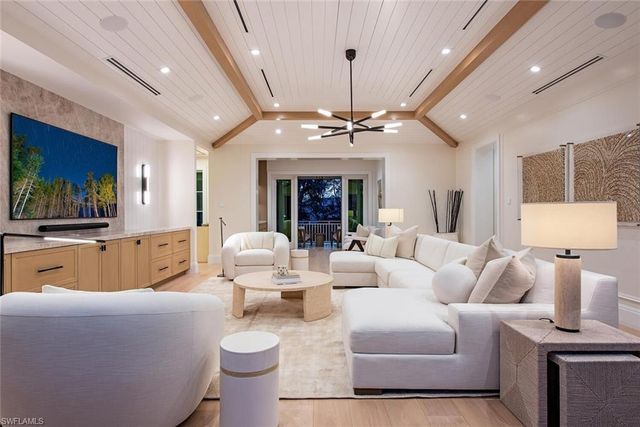 1731 Gordon DR, Naples, FL 34102