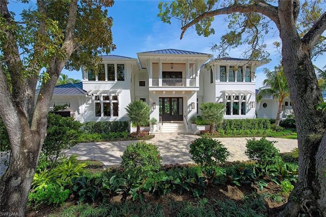 1731 Gordon DR, Naples, FL 34102