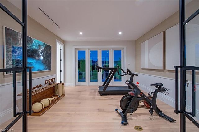 1731 Gordon DR, Naples, FL 34102