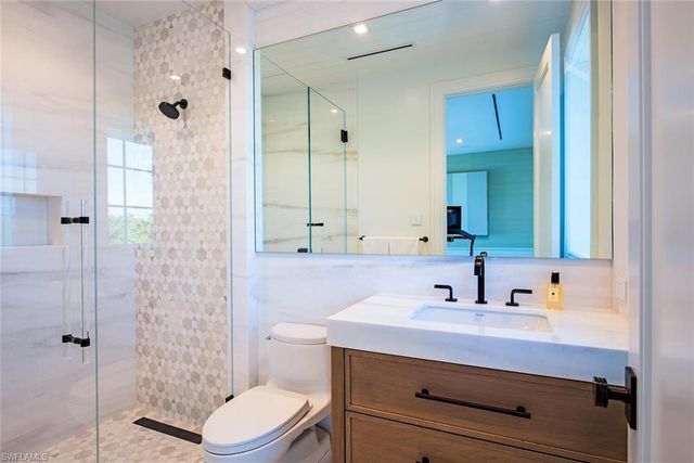 1731 Gordon DR, Naples, FL 34102