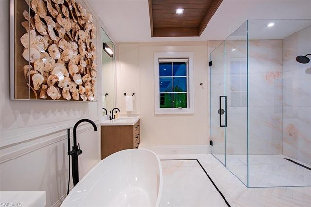 1731 Gordon DR, Naples, FL 34102