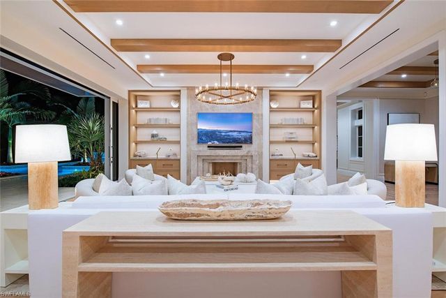 1731 Gordon DR, Naples, FL 34102