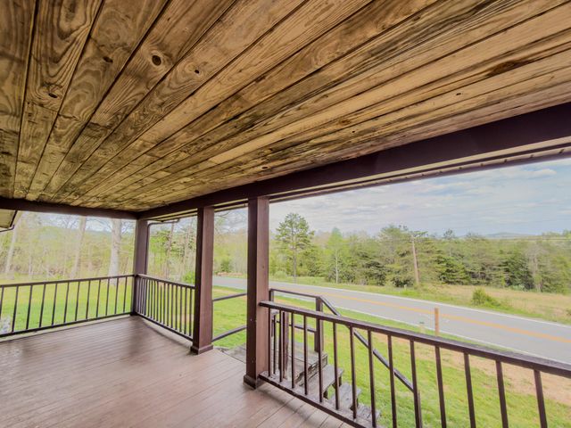 5355 Kentucky 790, Bronston, KY 42518