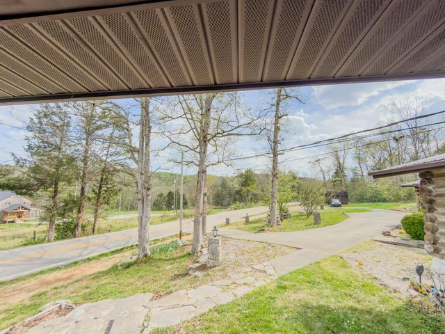 5355 Kentucky 790, Bronston, KY 42518