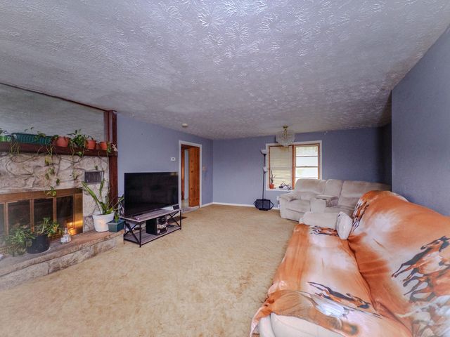 5355 Kentucky 790, Bronston, KY 42518
