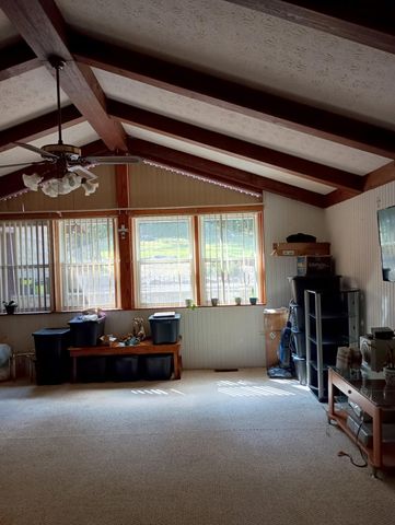 5355 Kentucky 790, Bronston, KY 42518