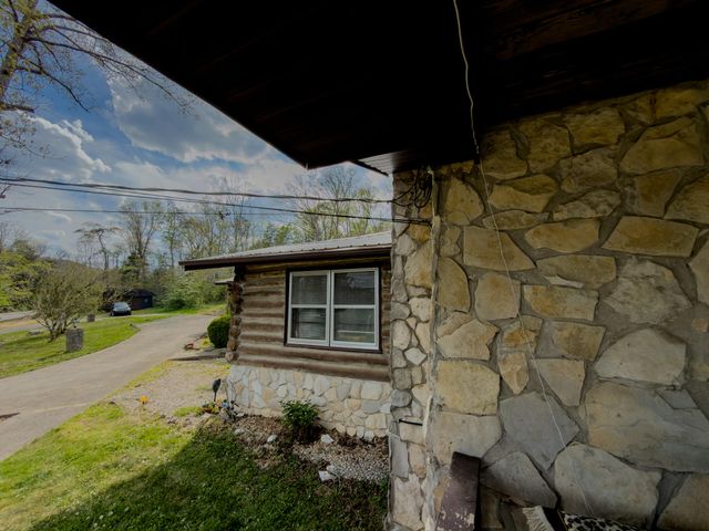5355 Kentucky 790, Bronston, KY 42518