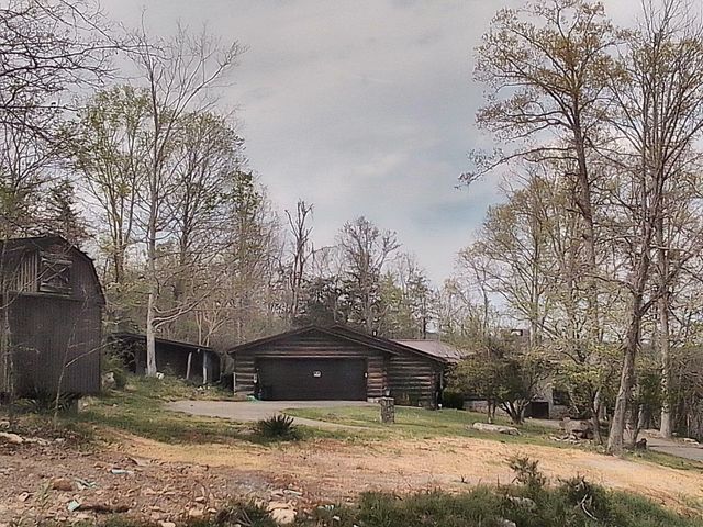5355 Kentucky 790, Bronston, KY 42518