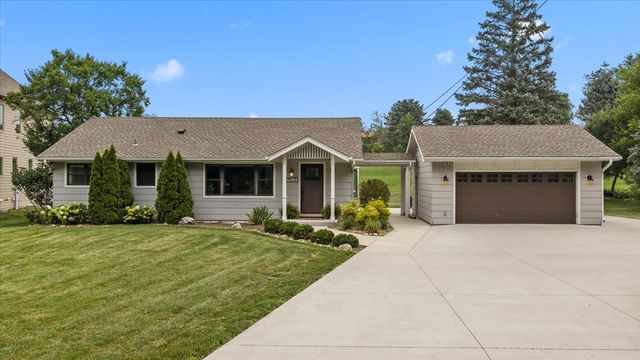 27W116 48th Street, Naperville, IL 60563