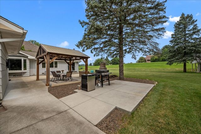 27W116 48th Street, Naperville, IL 60563
