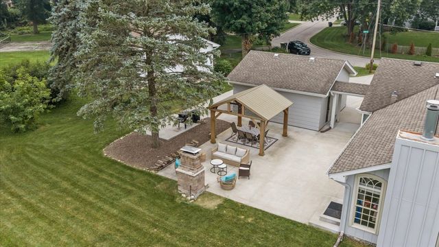 27W116 48th Street, Naperville, IL 60563