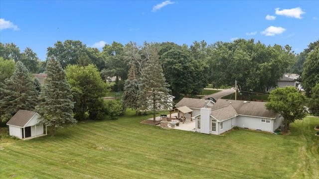 27W116 48th Street, Naperville, IL 60563