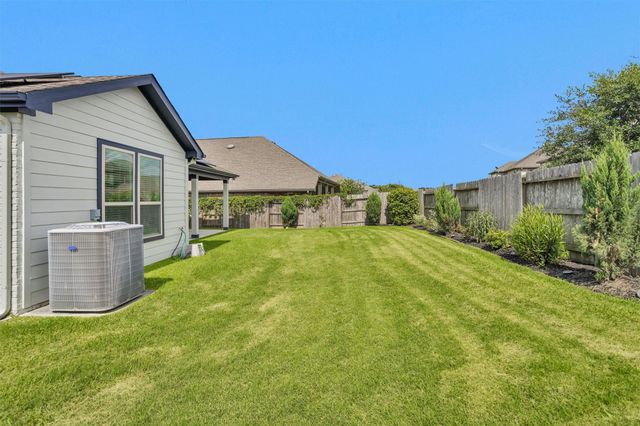 8714 Ute Creek Lane, Magnolia, TX 77354