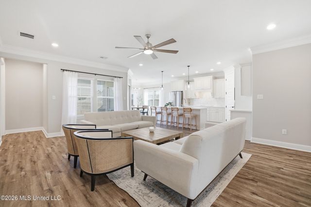 6710 Maurepas Circle, Ocean Springs, MS 39564