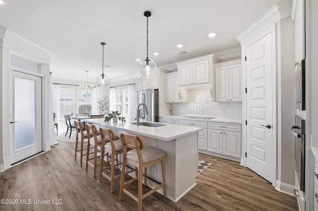 6710 Maurepas Circle, Ocean Springs, MS 39564