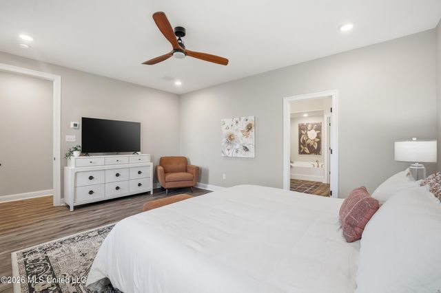 6710 Maurepas Circle, Ocean Springs, MS 39564