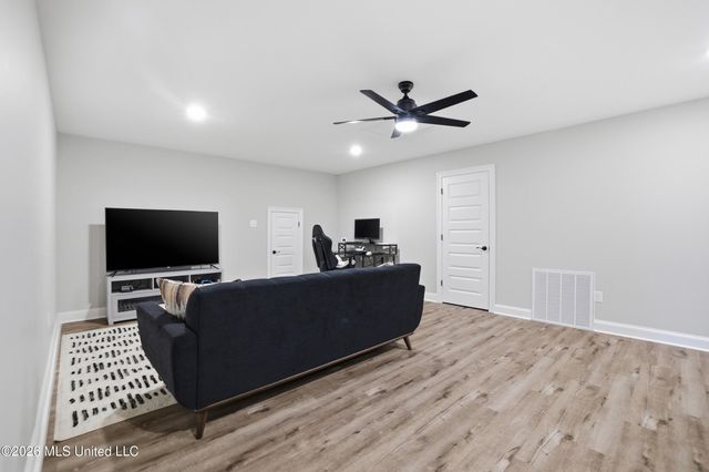 6710 Maurepas Circle, Ocean Springs, MS 39564