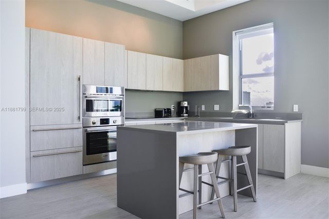 4010 S Ocean Drive R302, Hollywood, FL 33019