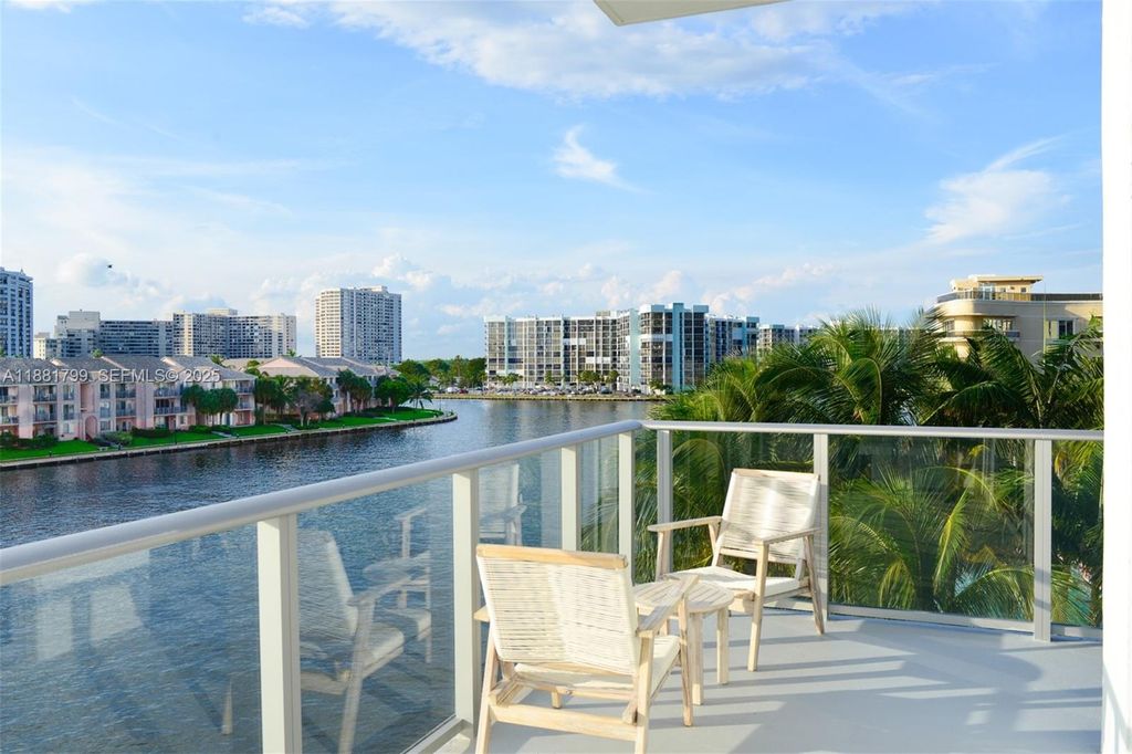4010 S Ocean Drive R302, Hollywood, FL 33019
