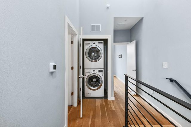 2002 E 7th ST 204, Austin, TX 78702