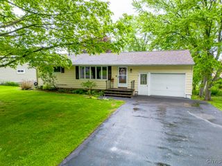 203 Parsons Road, Camillus, NY 13031