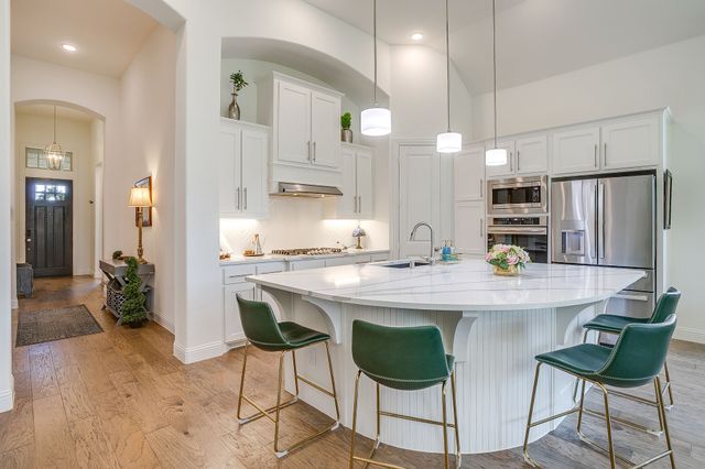 13605 Marys Ridge Road, Fort Worth, TX 76008