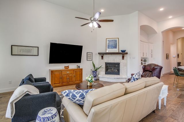 13605 Marys Ridge Road, Fort Worth, TX 76008