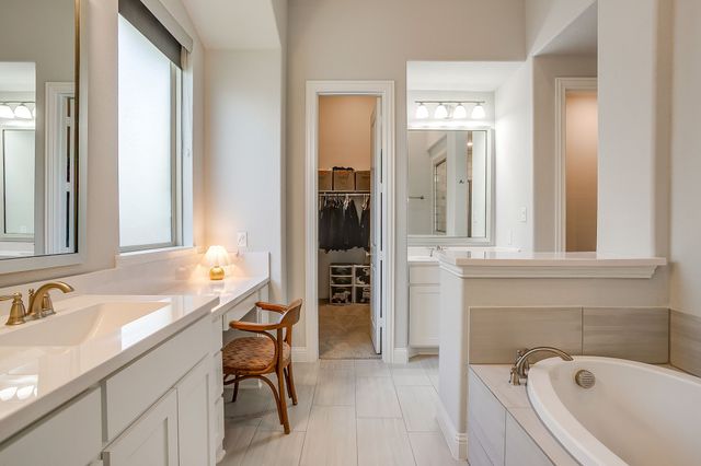 13605 Marys Ridge Road, Fort Worth, TX 76008