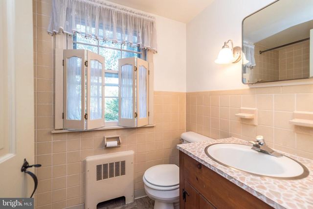 149 TOWER HILL RD, Doylestown, PA 18901