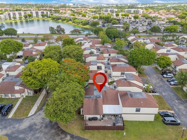 525 NW 100th Ct 525, Miami, FL 33172