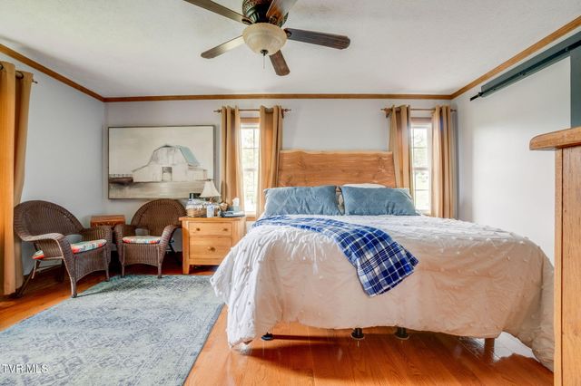 300 Sunrise Avenue, Church Hill, TN 37642