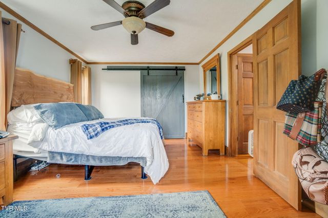 300 Sunrise Avenue, Church Hill, TN 37642