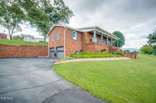 300 Sunrise Avenue, Church Hill, TN 37642