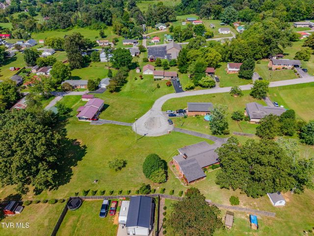 300 Sunrise Avenue, Church Hill, TN 37642