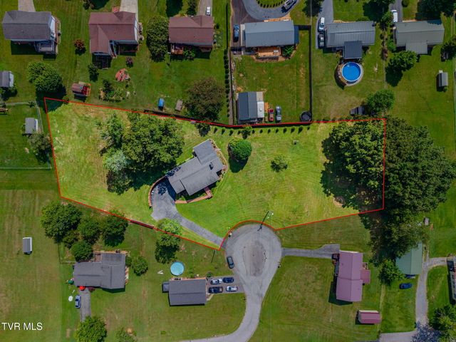 300 Sunrise Avenue, Church Hill, TN 37642