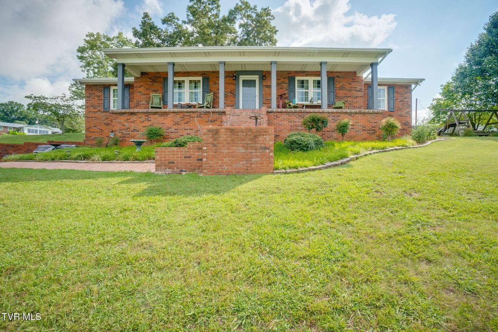 300 Sunrise Avenue, Church Hill, TN 37642