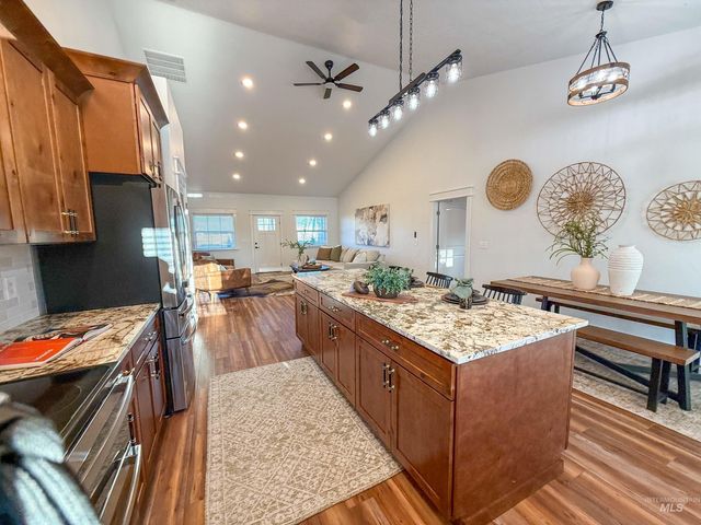 5937 5th Ave., Nampa, ID 83686