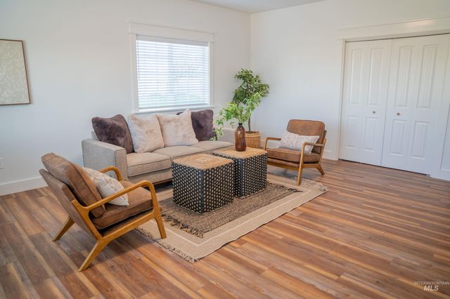 5937 5th Ave., Nampa, ID 83686