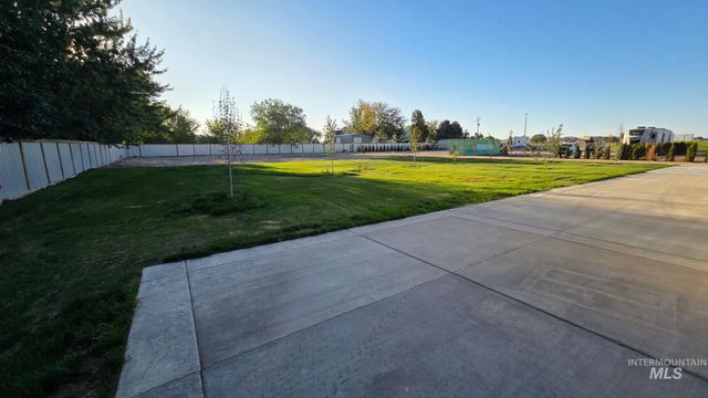 5937 5th Ave., Nampa, ID 83686
