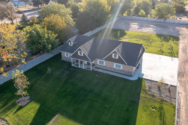5937 5th Ave., Nampa, ID 83686